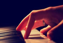 記者報道：孔帕尼高度評價基米希 認為他最適合踢中場.